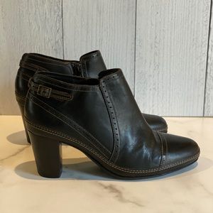 Clark’s Artisan Black Leather Boots